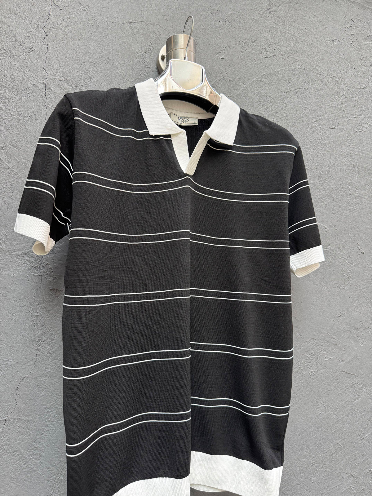 Polo Yaka Triko T-shirt Siyah Beyaz Çizgili