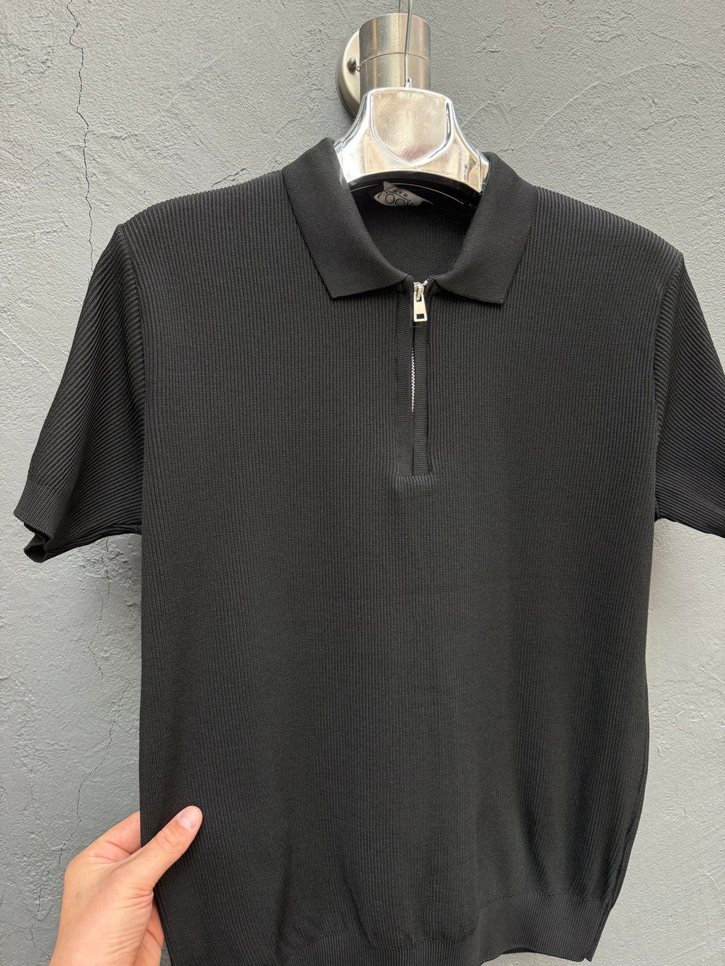 Yaka Fermuarlı Triko T-shirt Siyah