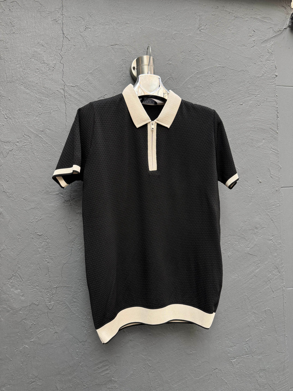 Yaka Fermuarlı Triko T-shirt Siyah