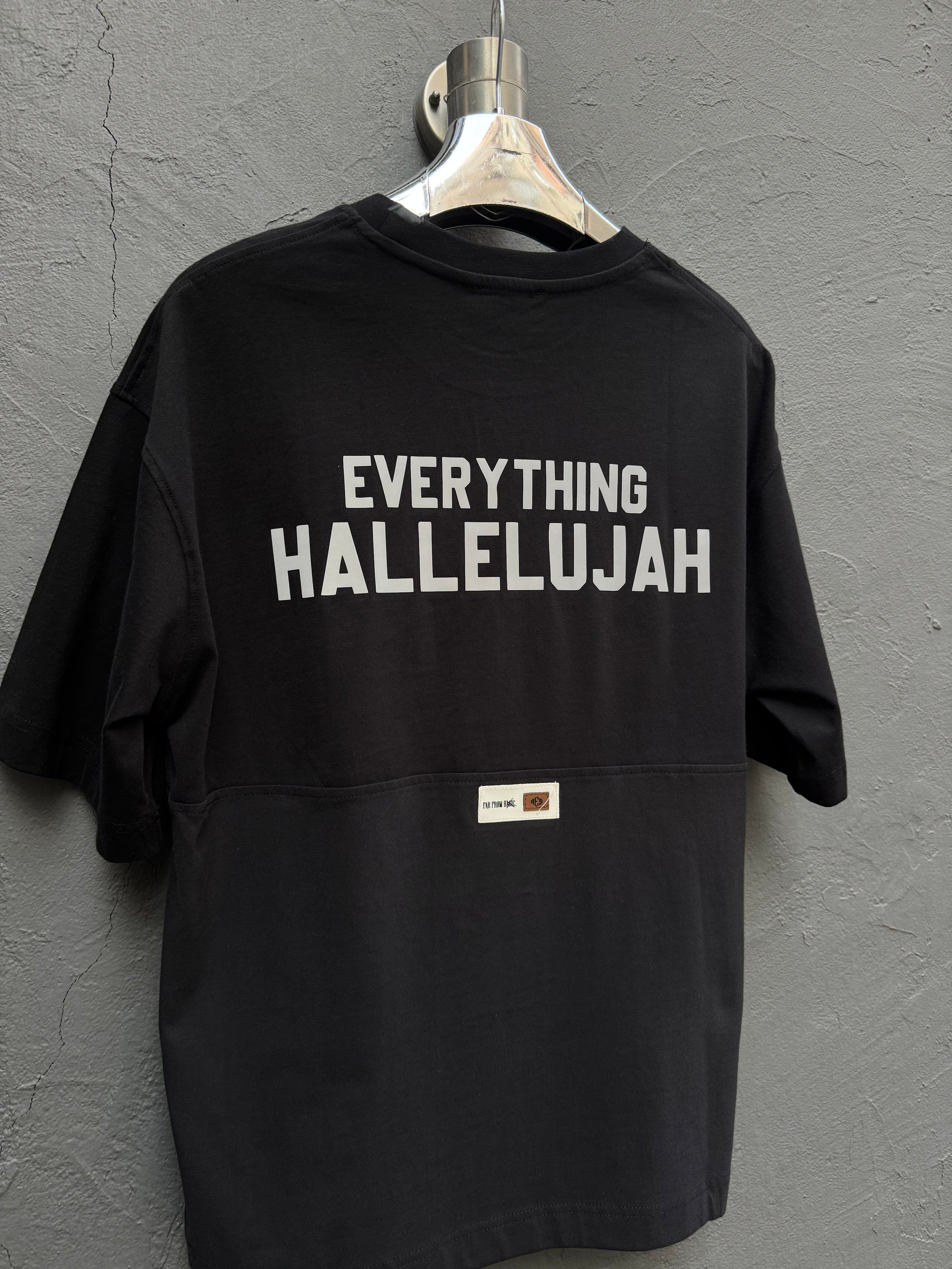 Sırt Baskılı T-shirt Siyah