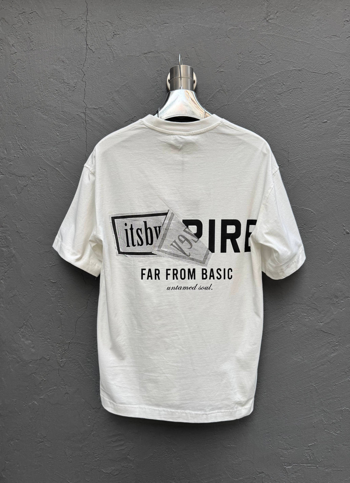 Arka Baskılı T-shirt Beyaz