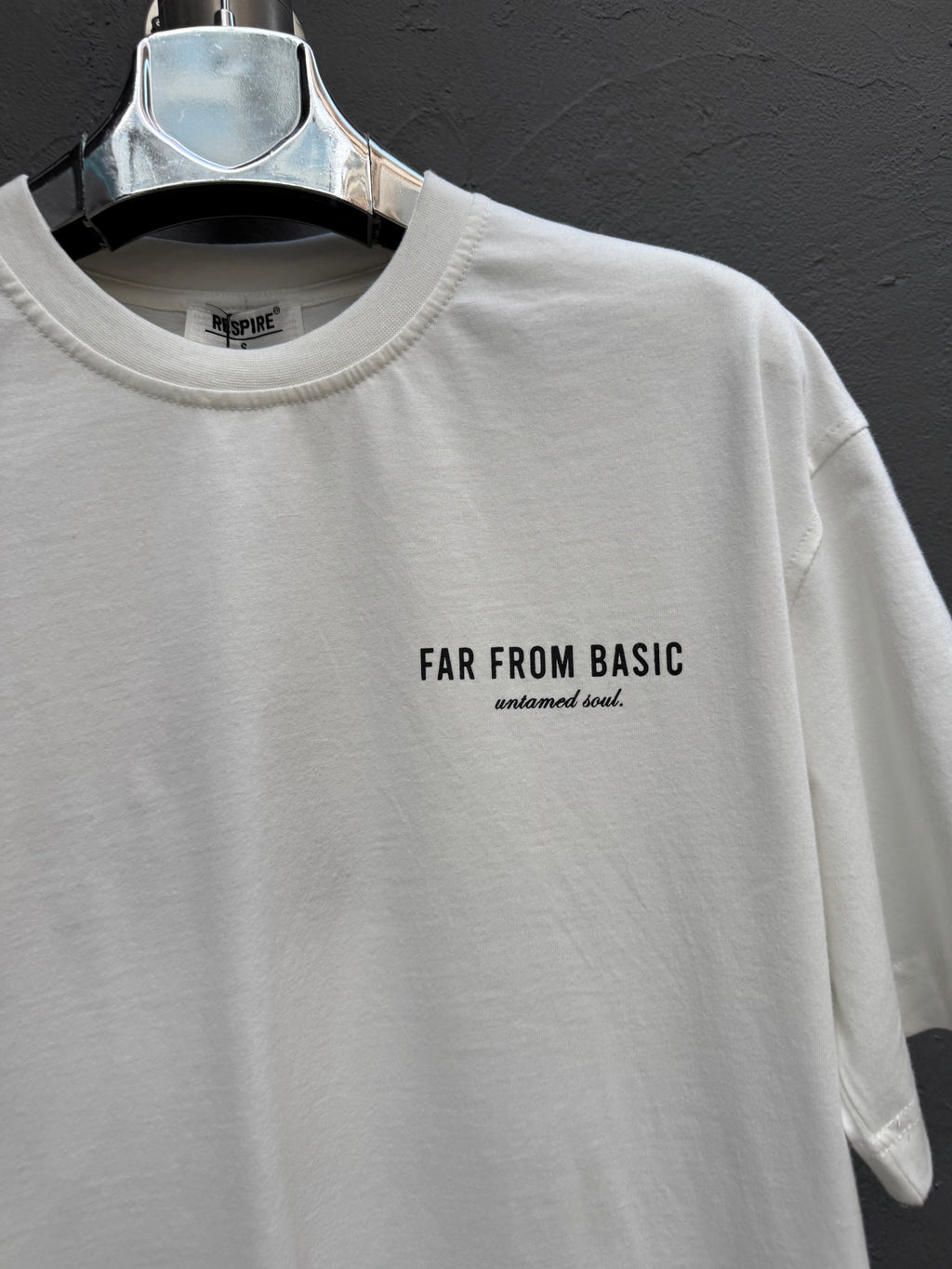 Arka Baskılı T-shirt Beyaz