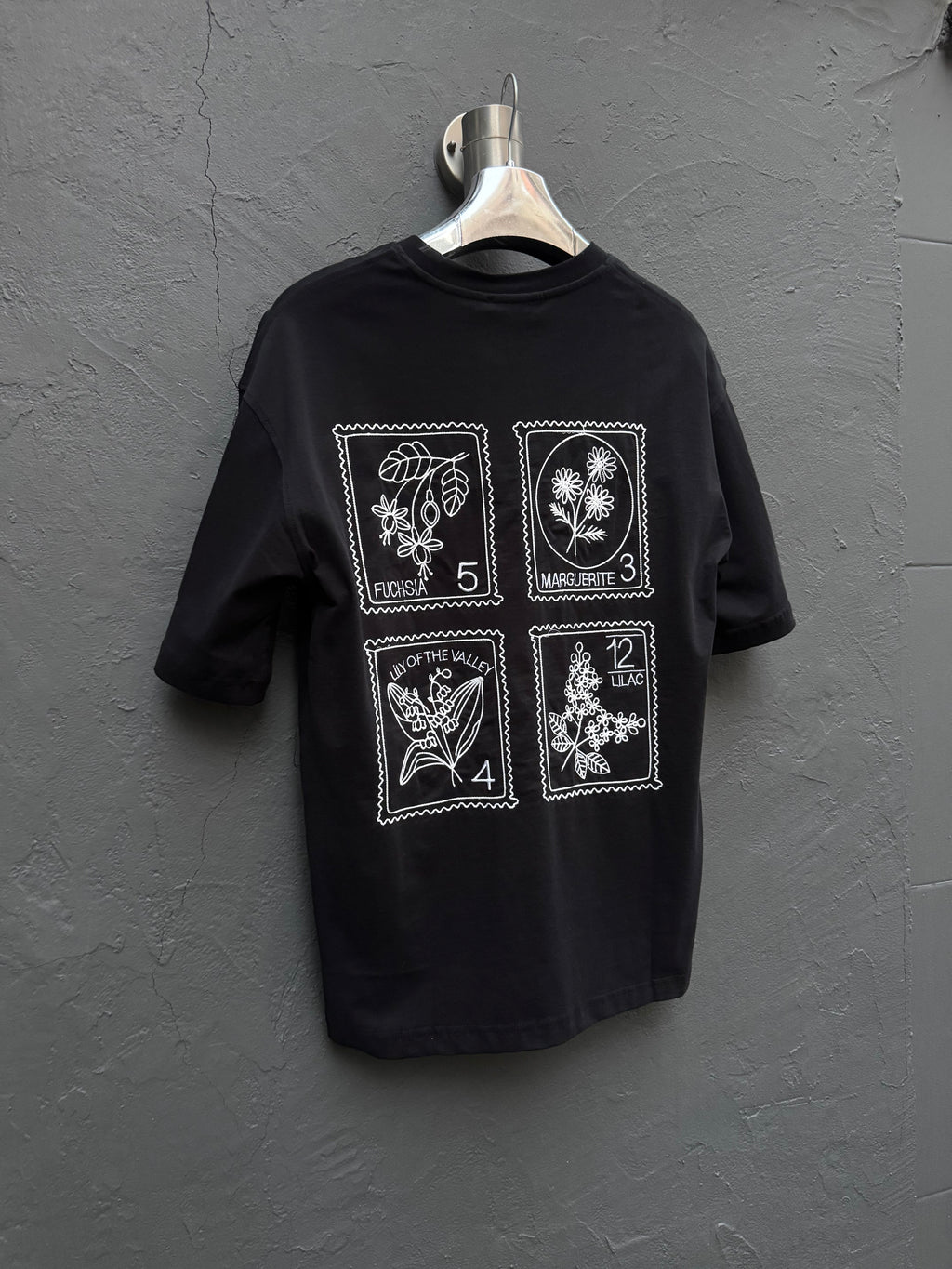 Arka Nakışlı T-shirt Siyah
