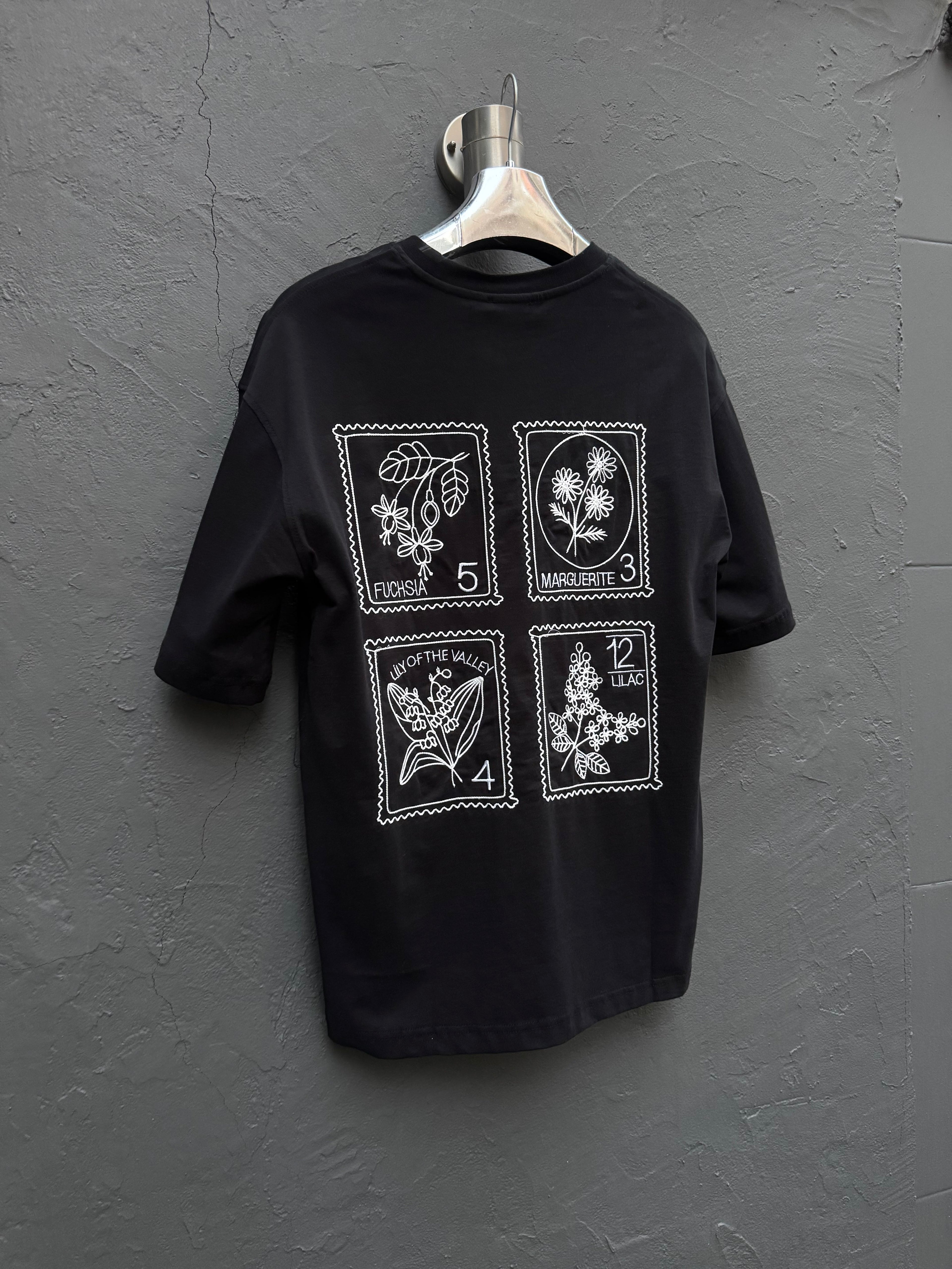 Arka Nakışlı T-shirt Siyah
