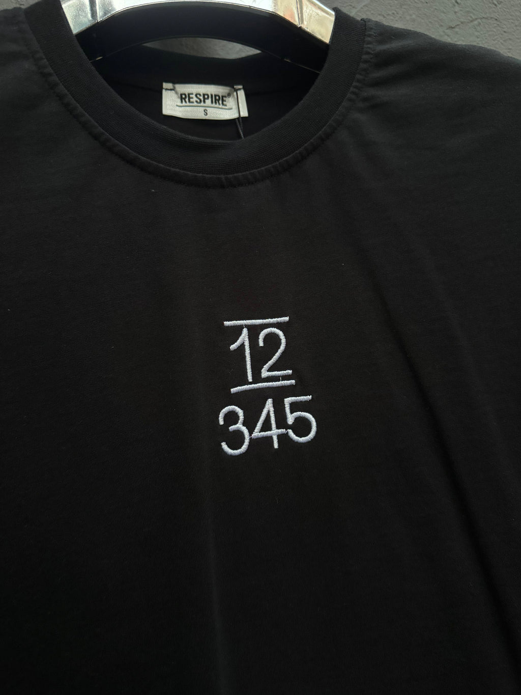 Arka Nakışlı T-shirt Siyah