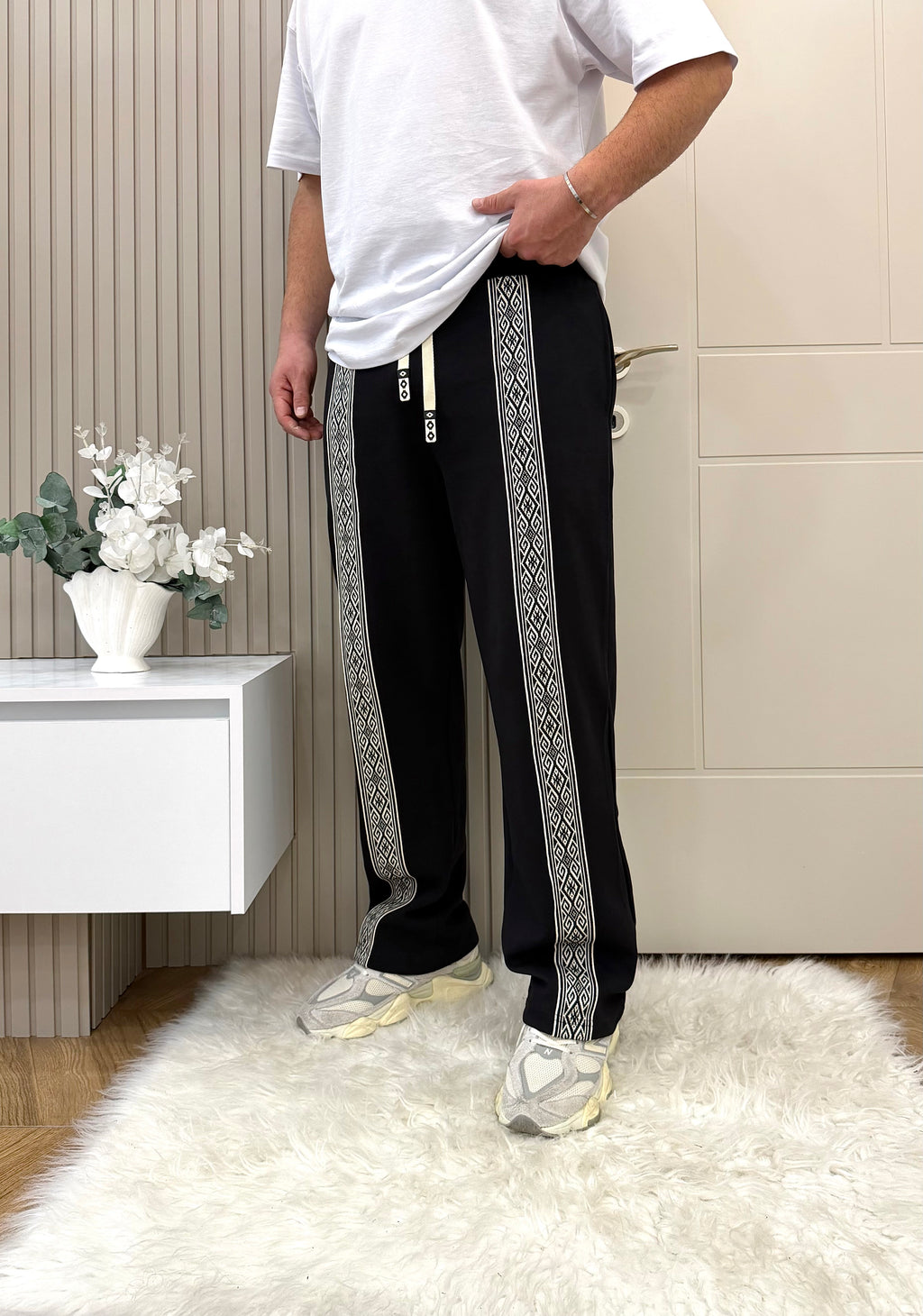 Siyah Etnik Desen Baggy Eşofman