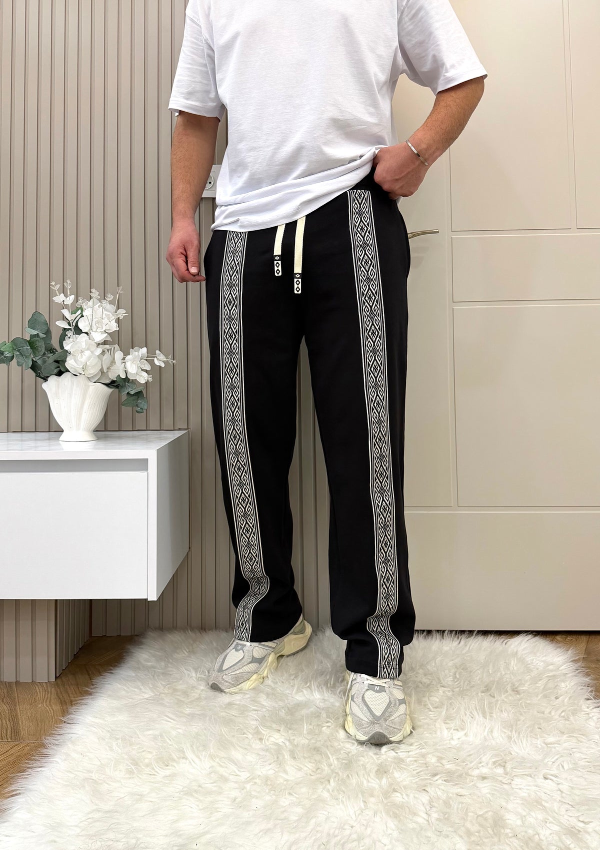 Siyah Etnik Desen Baggy Eşofman